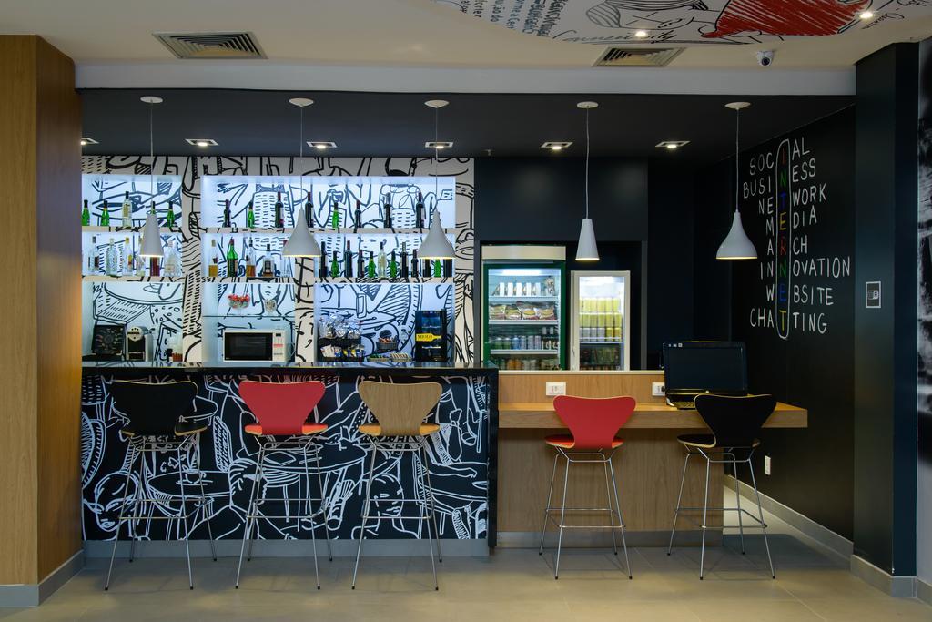 Ibis Salvador Rio Vermelho Exterior photo